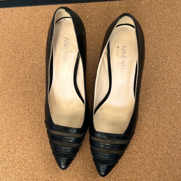 Nine West Black 7.5 pumps - Picture 1 of 4